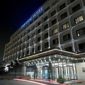 Paradise Hotel