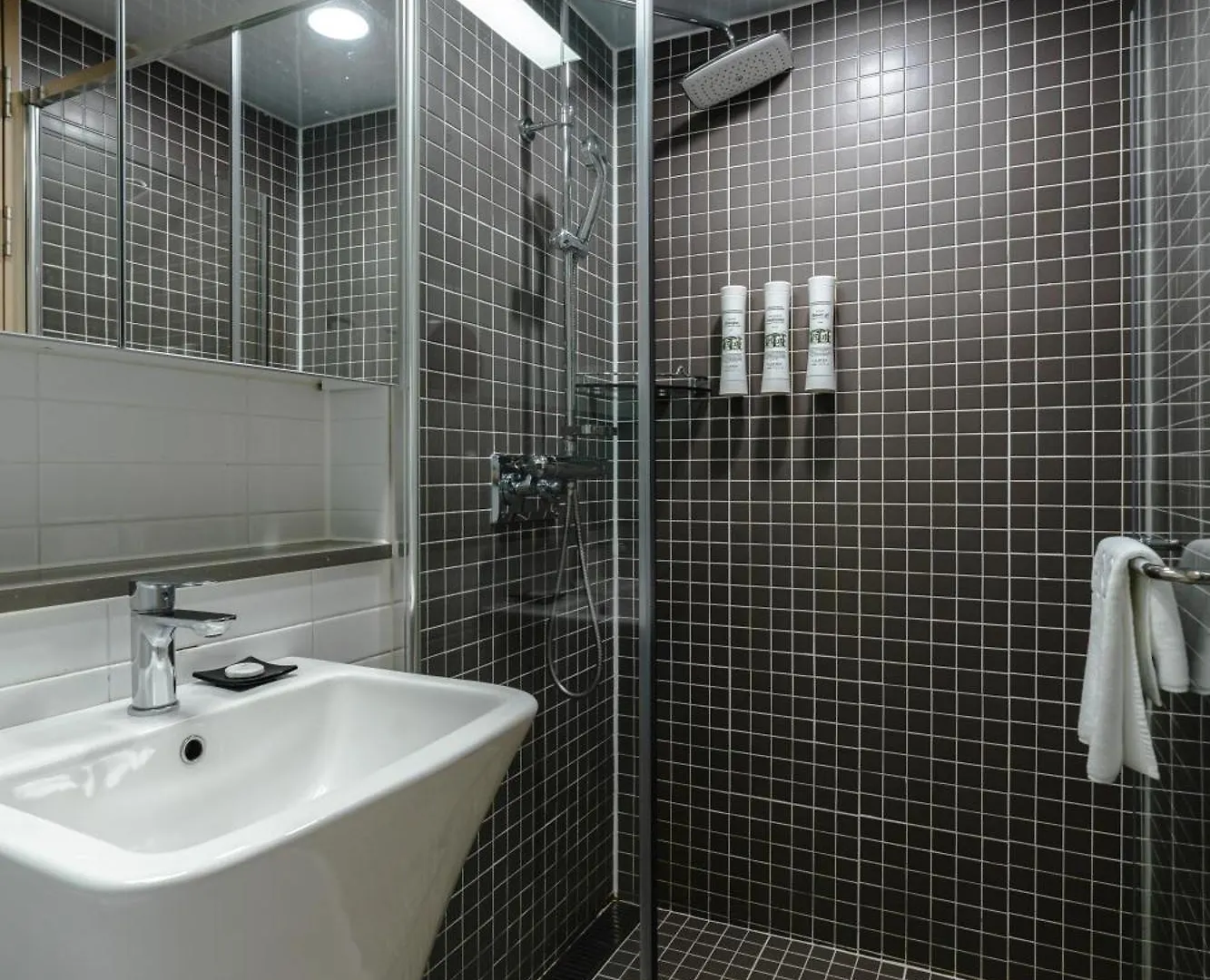 Sr Hotel Yeongjong Incheon Aparthotel