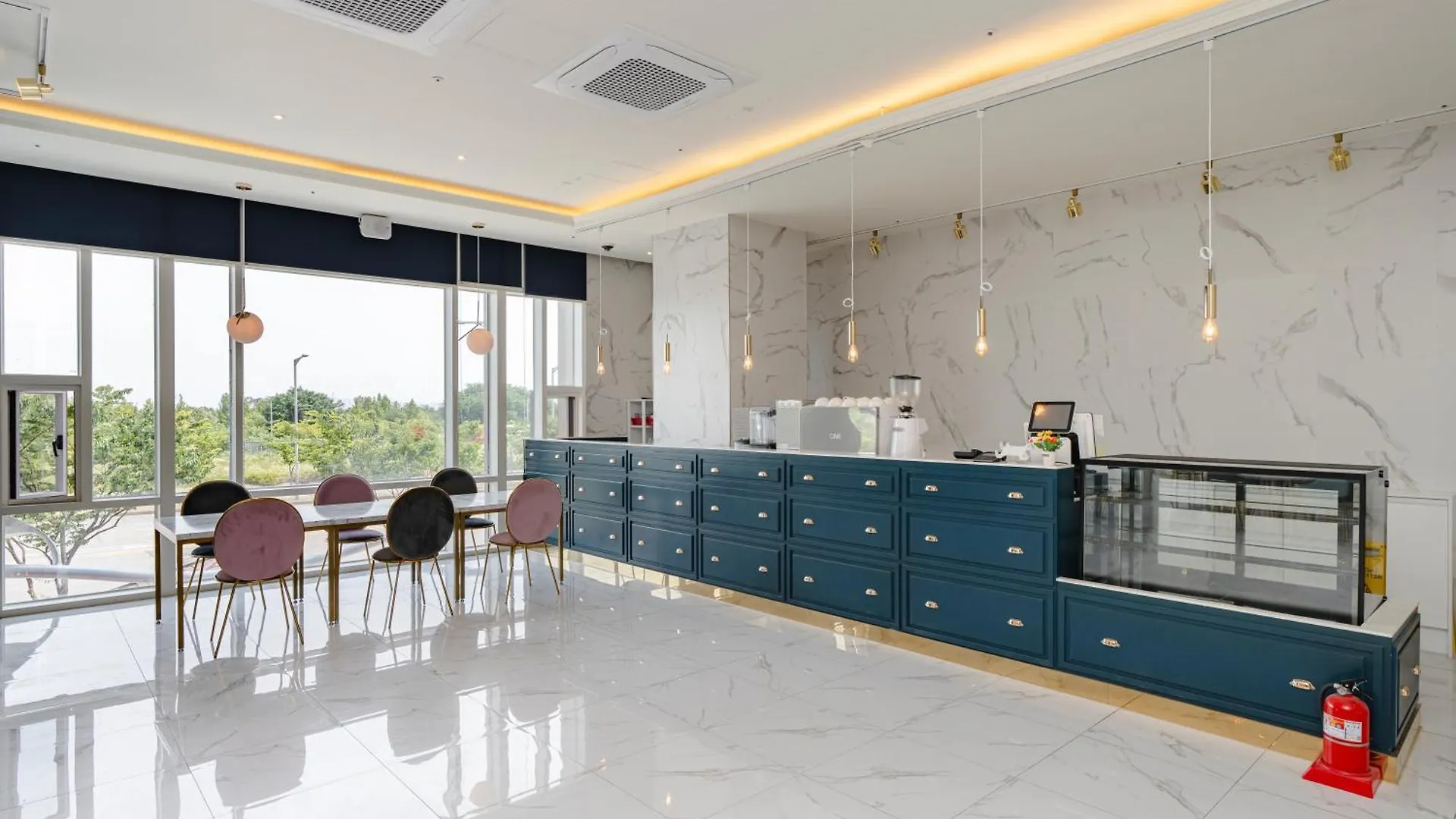 Sr Hotel Yeongjong Incheon Aparthotel