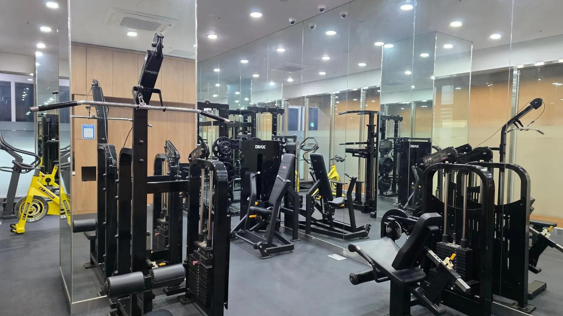 Sr Hotel Yeongjong Incheon Aparthotel